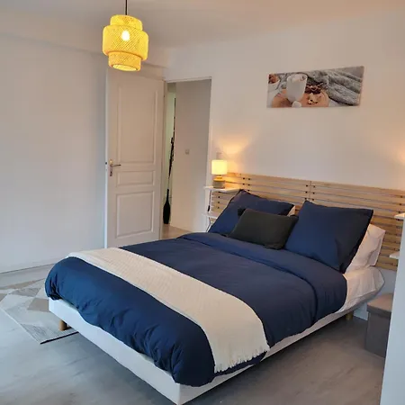 Apartment Cocooning House 211 Azur Aeroport Paris Roissy Cdg, Parc Asterix, Chateau De Chantilly, Stade De France *